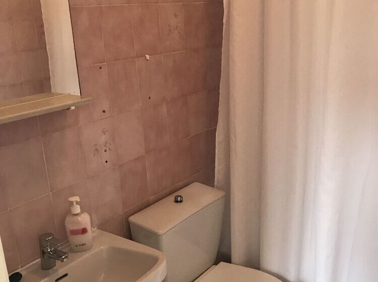 スタンダードルーム, Hostal Restaurante Tarín