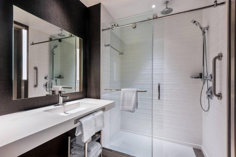 Стандартный Номер Кровать Кинг, Ac By Marriott Charlotte