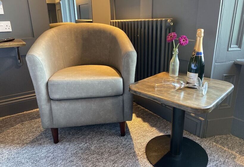 Номер Стандарт, Irvine Guest House