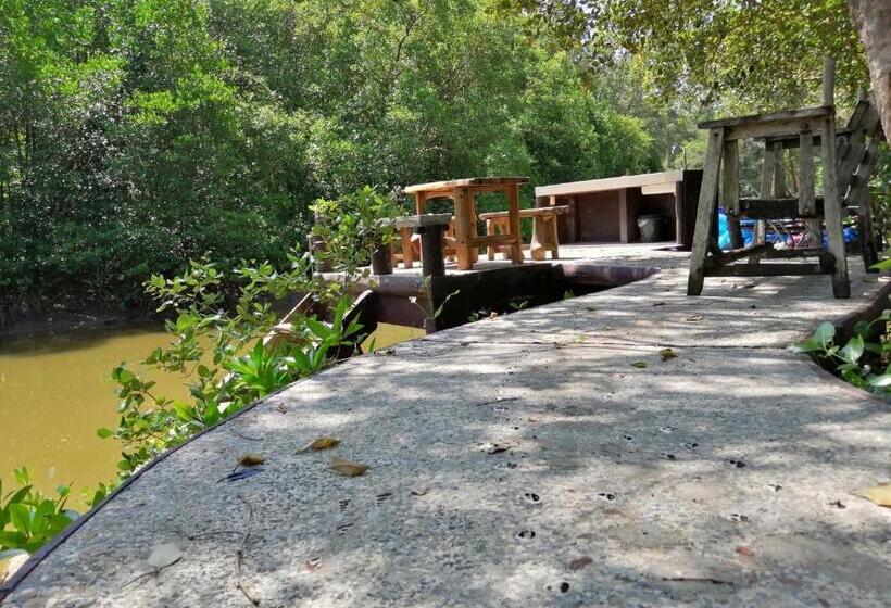اتاق لوکس, Fisherman S Hut , ขนำชาวเลโฮมสเตย์