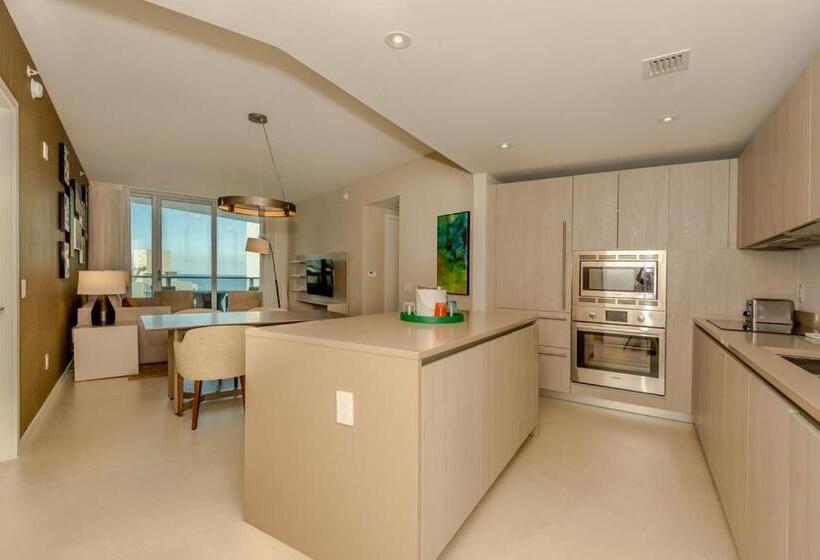 ２ベッドルームアパートメント, Hyde Beach House Apartments