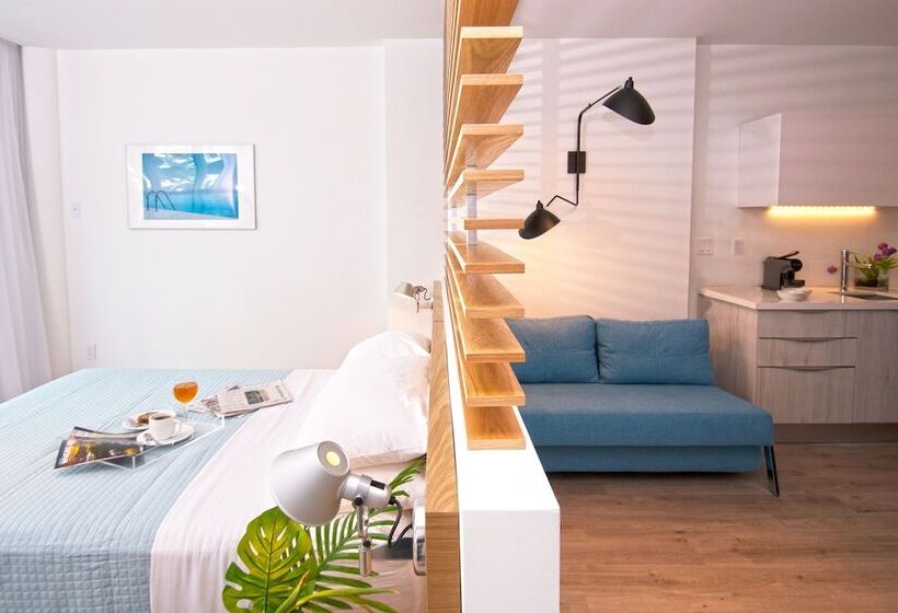Студио Стандарт с Балконом, 6080 Design Hotel By Eskape Collection