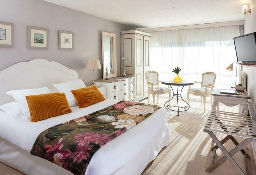 Номер Стандарт, Hôtel Le Castellan