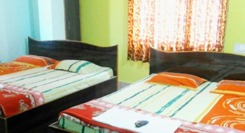 Deluxe Quadruple Room, Goroomgo Gokul Anand Bhawan Puri