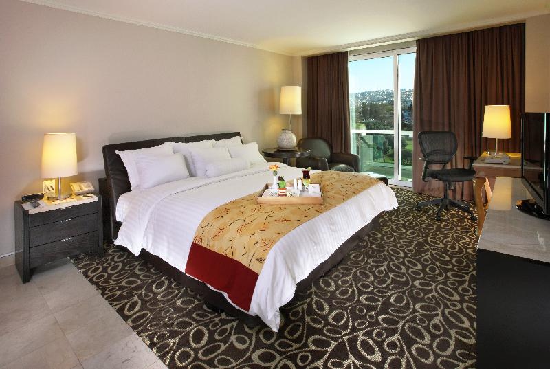 Люкс Повышенной Комфортности, Drury Inn & Suites Cincinnati Northeast Mason