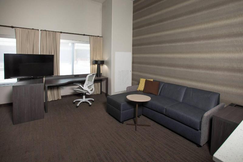 Студио Стандарт Кровать Кинг, Residence Inn By Marriott Tulsa Downtown