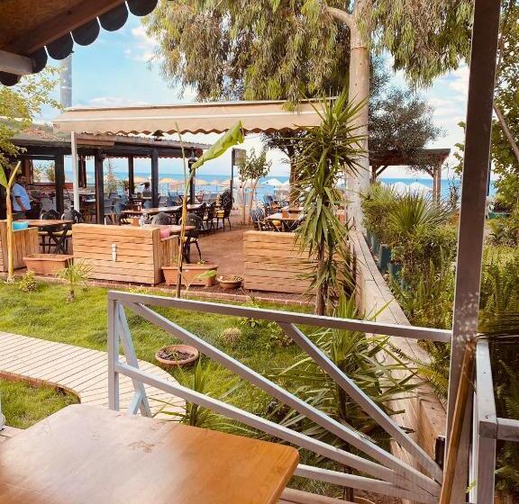 Номер Deluxe Вид на Море с Балконом, Kara Kedi Beach Bungalow