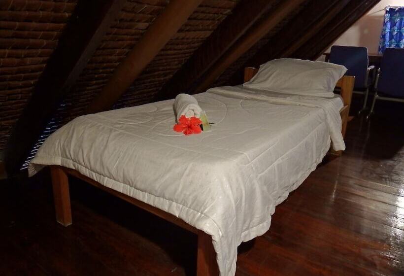 2 Bedrooms Standard Bungalow, Treetops Lodge