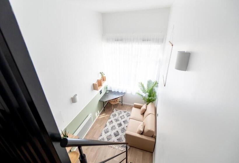 דירת דופלקס בת חדר שינה 1, Ecla Paris Massy Palaiseau