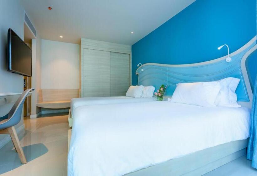 اتاق سوپریور, Centara Sonrisa Residences & Suites Sriracha