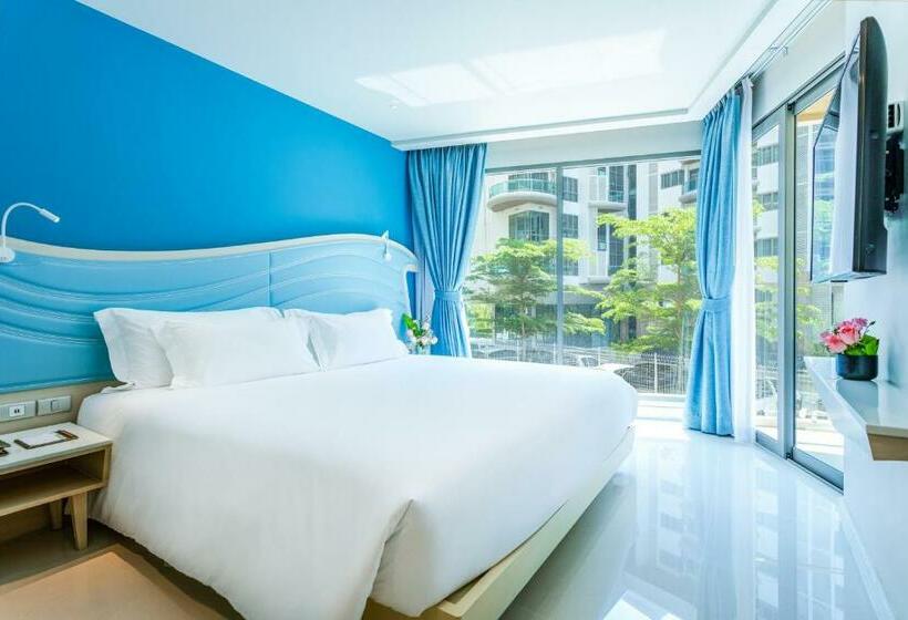 اتاق لوکس با تخت بزرگ, Centara Sonrisa Residences & Suites Sriracha