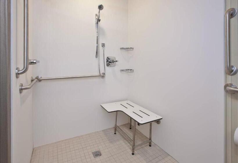Стандартный Номер Кровать Кинг, Courtyard By Marriott St. Joseph Benton Harbor