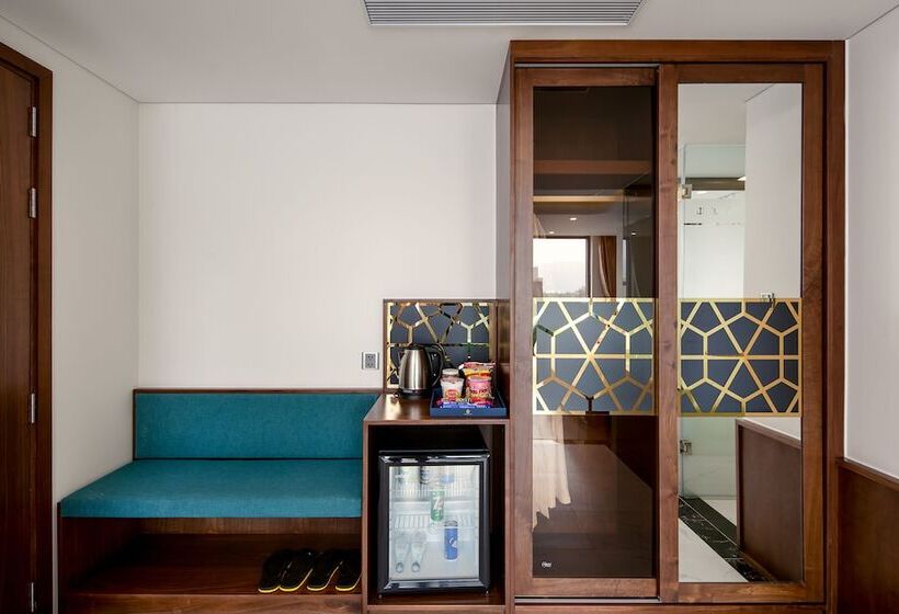 اتاق اجرایی با تخت بزرگ, Cn Palace Boutique Hotel & Spa