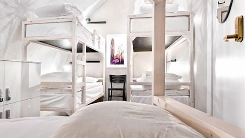 공동 객실, Ramilton Old Town Hostel