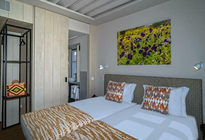 اتاق لوکس با بالکن, Porta Nova Collection House