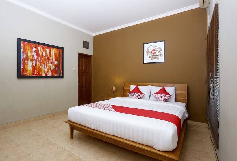 デラックススイート, Oyo 1072 Kampung Condro Wulan Guesthouse