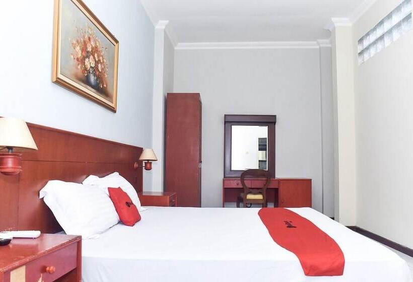 Номер Стандарт, Reddoorz Near Kampung Warna Warni