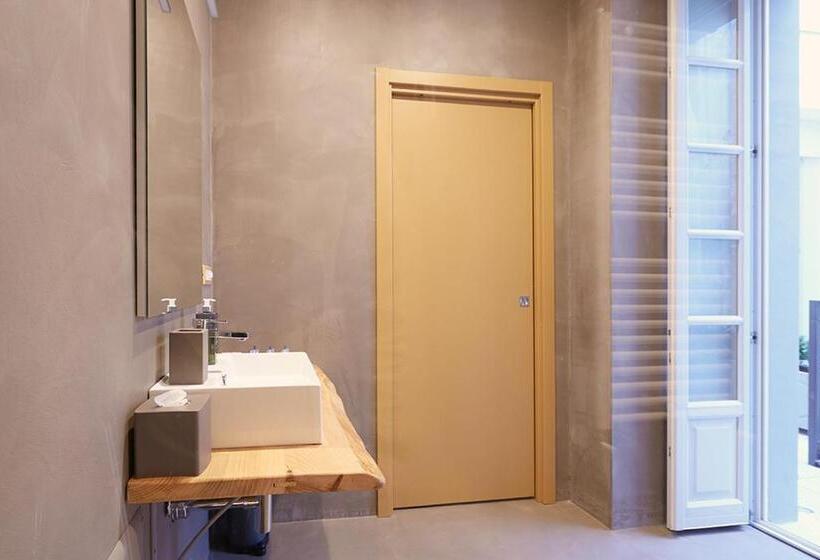 Номер Deluxe, 73 Boutique