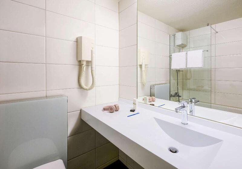 Номер Стандарт, Ibis Zurich Adliswil