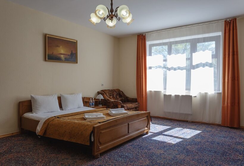 חדר משפחתי, Russky Dom Divny 43°39° Spa