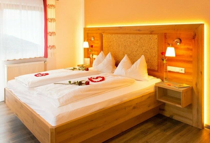 Номер Стандарт с Балконом, Pension Schuasterhof