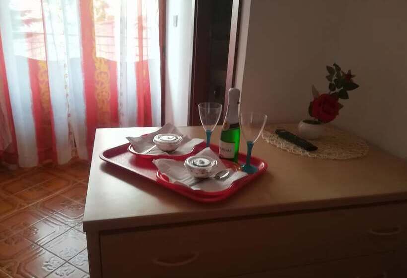 Семейный Номер, Agriturismo Castanito