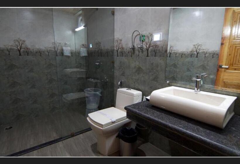 주니어 스위트, Grand Krisa Resort & Spa , Manali