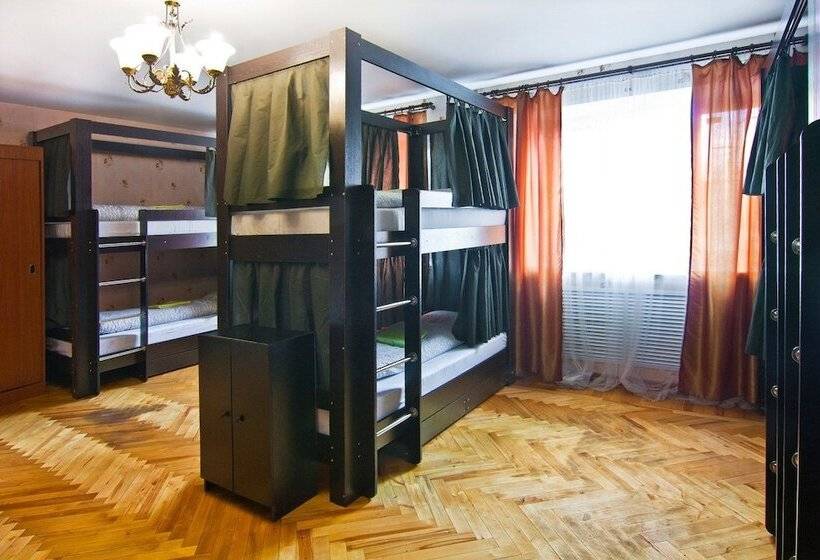 تختخواب در اتاق مشترک, Like Hostel Ryazan