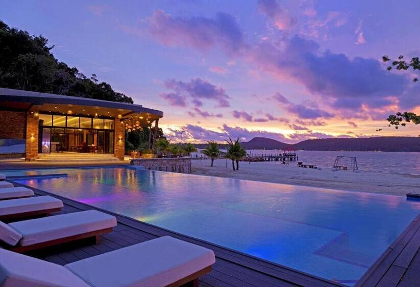 豪华洋房, Pearl Beach Resort & Spa
