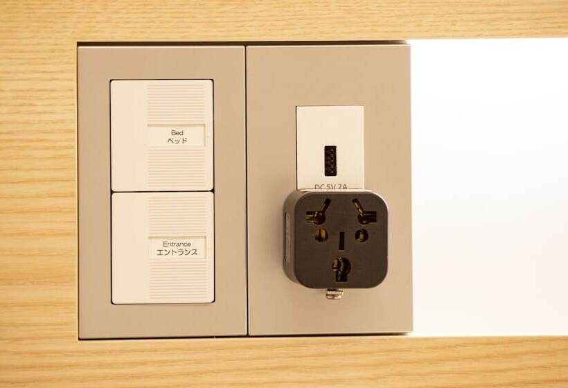 Quarto Estandar, Karaksa Hotel Tokyo Station