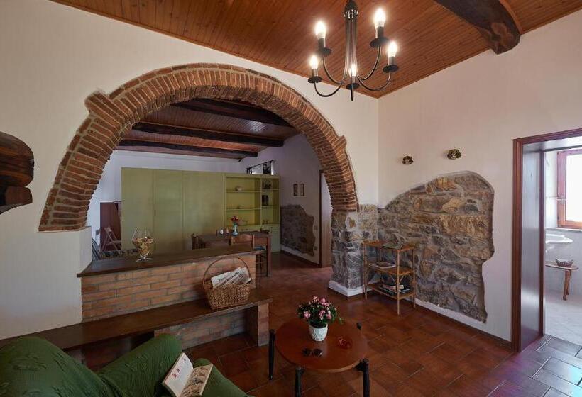 Студио Стандарт Вид на Сад, Agriturismo Tesorino