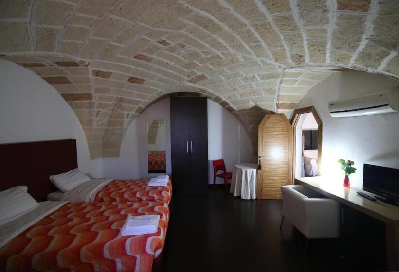 اتاق استاندارد چهار تخته, Bed & Breakfast Idomeneo 63