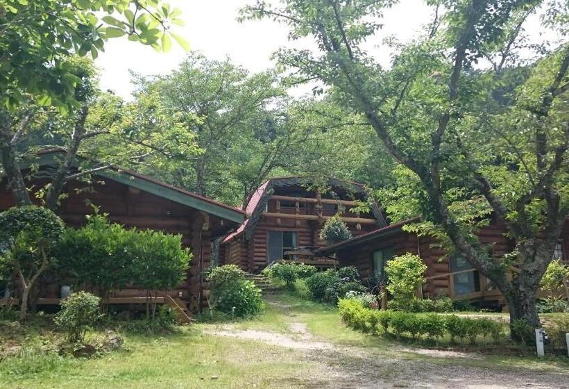 패밀리 방갈로, Pension Shishikui