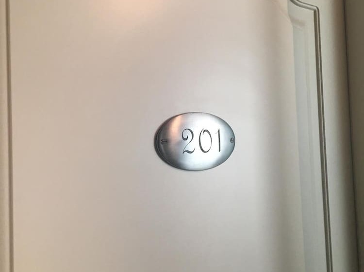 Номер Стандарт, Guest House La Corte Normanna