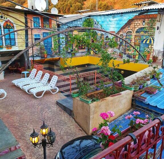 اتاق استاندارد یک نفره, Damask Rose, Lebanese Guest House