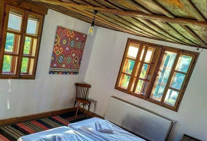 4间卧室的房子, Karashka   Vacation Home