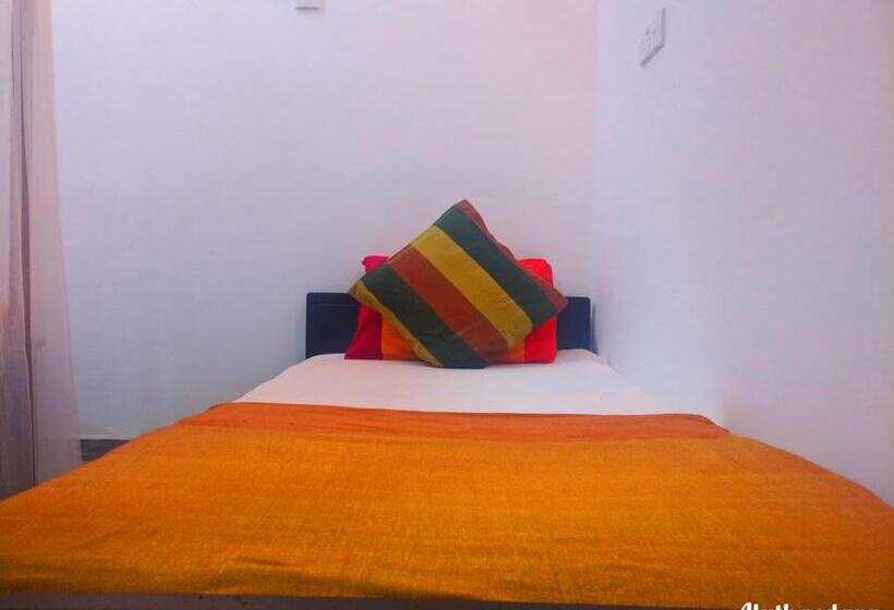 Quarto Standard com Terraço, Aluthgedara Guest House