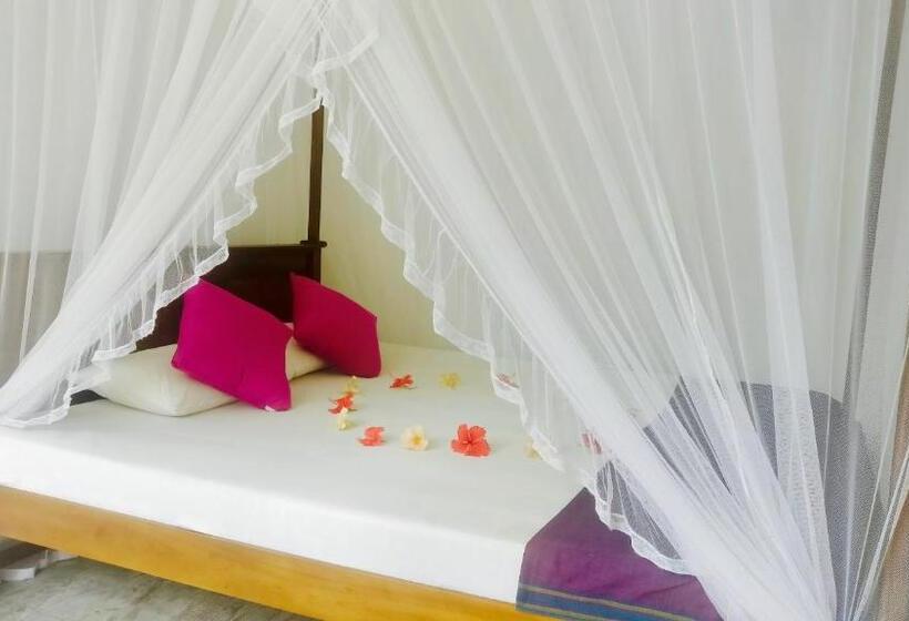 Quarto Standard com Terraço, Aluthgedara Guest House