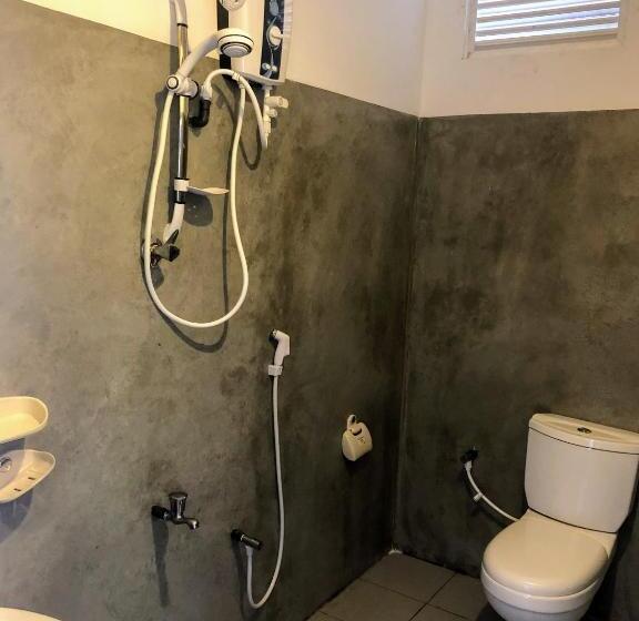 Quarto Triplo Deluxe, Aluthgedara Guest House