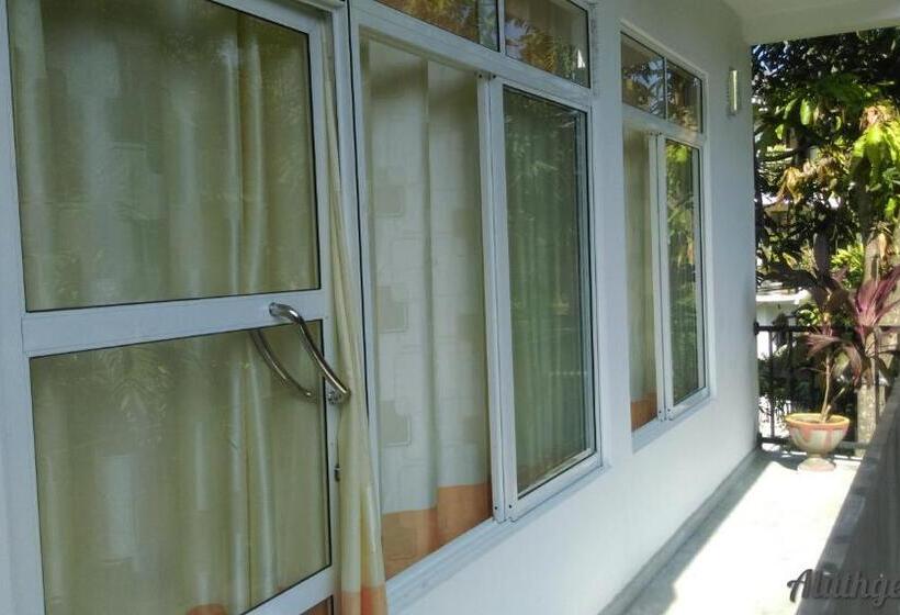 Quarto Standard com Terraço, Aluthgedara Guest House