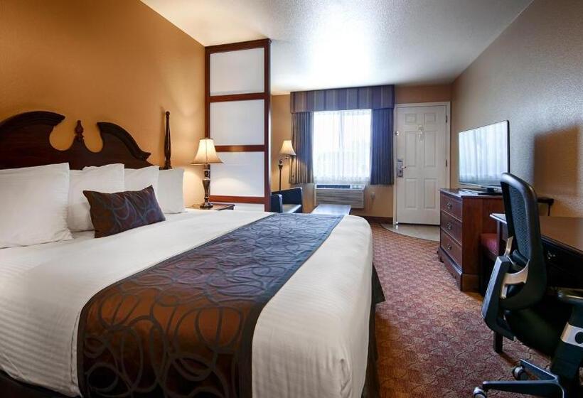 キングサイズベッドのスタンダードルーム, Best Western Fallon Inn & Suites