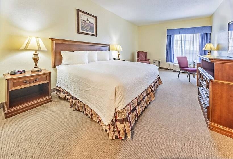 标准间, Branson Towers