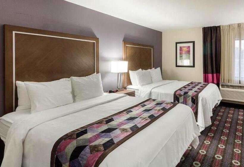 Номер Стандарт, Comfort Inn Midtown