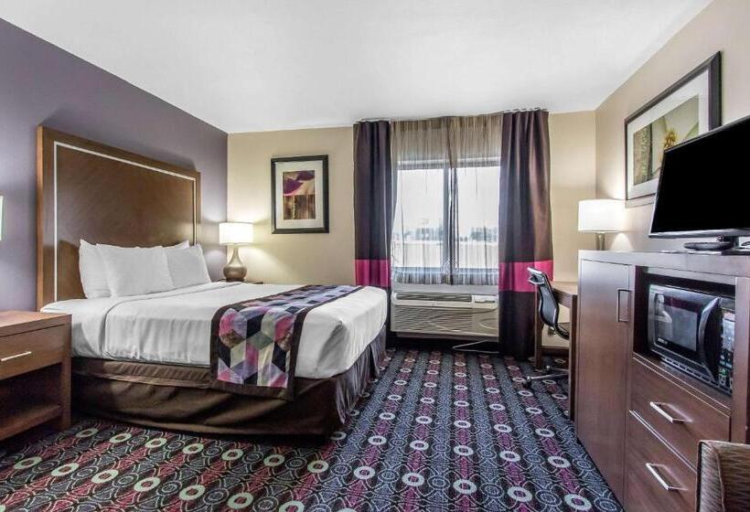 Номер Стандарт Адаптированный для Инвалидов, Comfort Inn Midtown