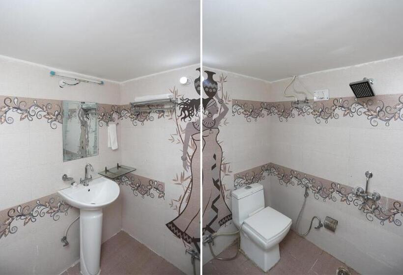 اتاق استاندارد, Super Collection O Sara Grand Near Ram Manohar Lohia Hospital