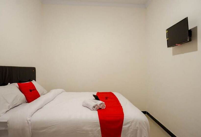Семейный Номер, Reddoorz @ Losari Area 2