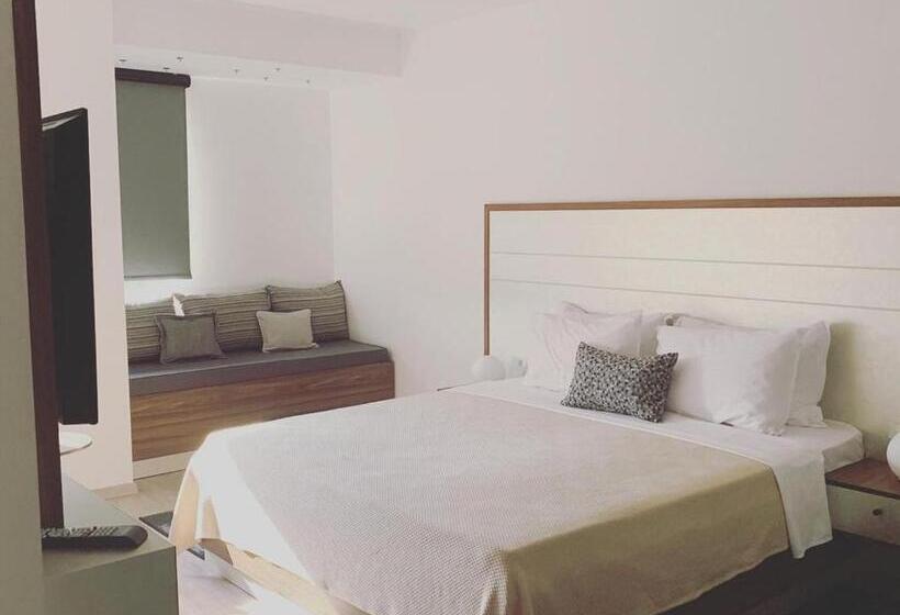اتاق لوکس خانوادگی, Paint It Black Hotel & Spa