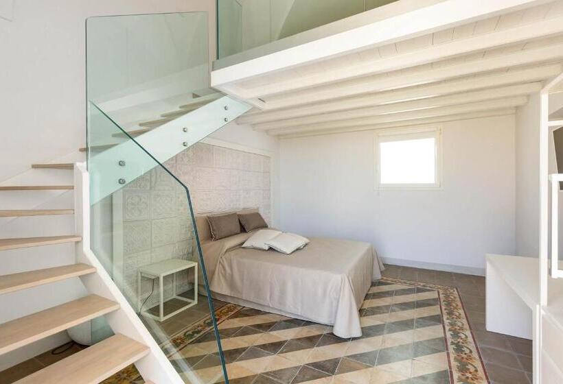 سوییت لوکس, Perla Saracena Hotel & Restaurant