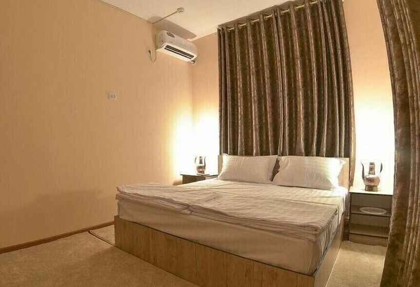 Standard Room, Mulberry