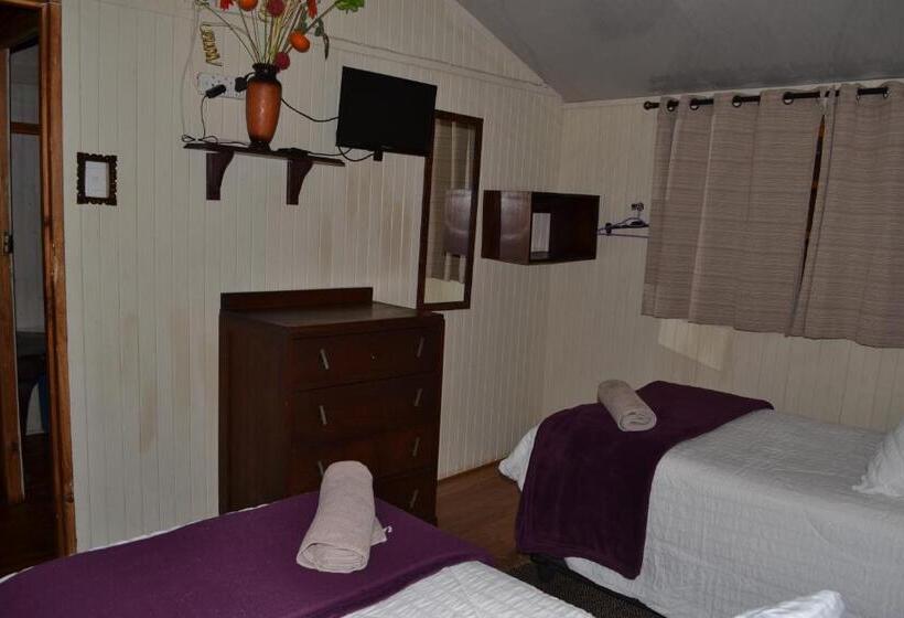 Апартаменты 3 Спальни, Thorn Tree Bloemfontein